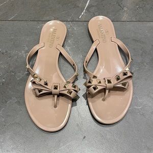 Valentino Garavani the rockstud rubber sandals